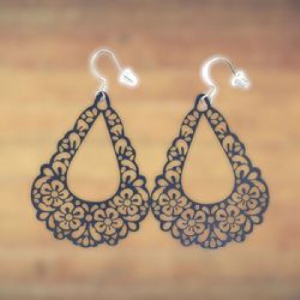 New Indio Jewelry Gray Enamel Metal Teardrop Earrings #2141